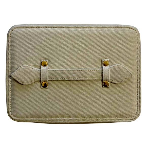 Dior Lifestyle Vanity Bag Set with Acrylic Box, Sleep Mask & Scrunchie - Picture 7 of 16